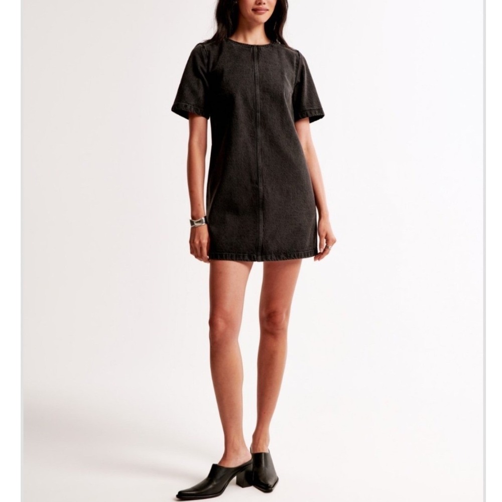 Abercrombie & Fitch Washed Black Denim Mini Shift Dress Short‎ Sleeve Small NEW